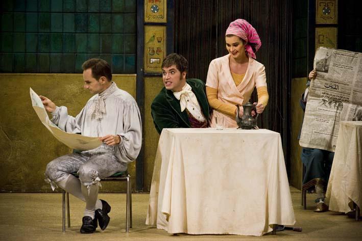Carl U-S as Tamino (2), with Ola Eliasson and Anna Danielsson