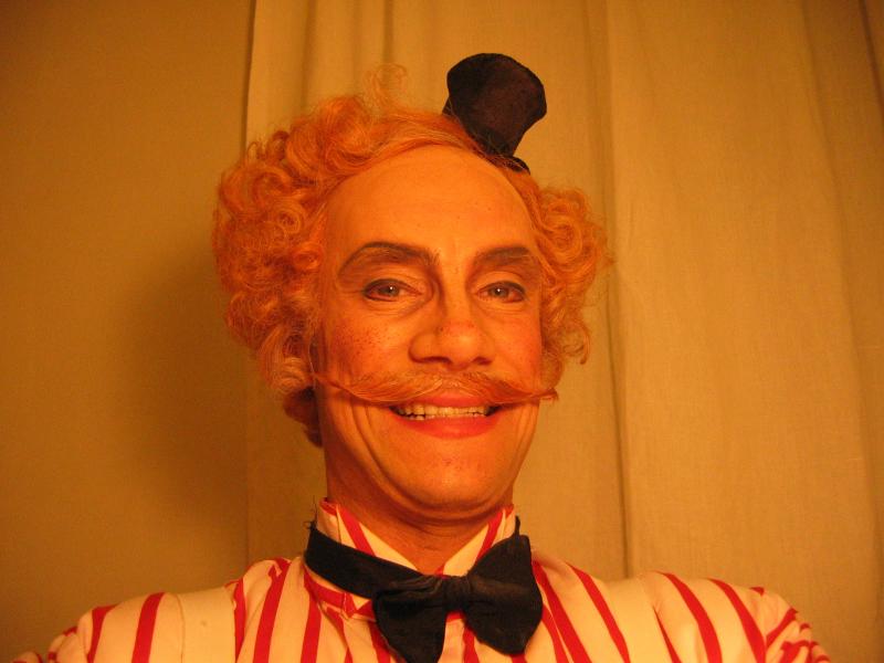 Carl U-S as Cirkusdirektor in "The Bartered Bride", no 2