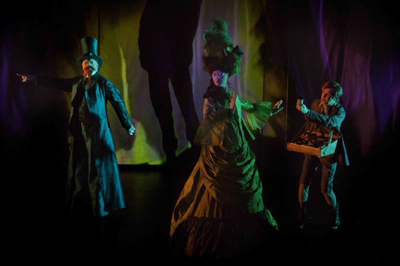 TheElephantMan_Prologue_Sm